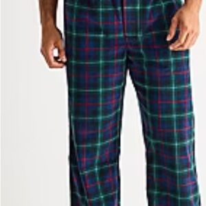 Wondershop Woman’s Family Pajamas NEW Green Blue Red Plaid Pajamas Final Sale